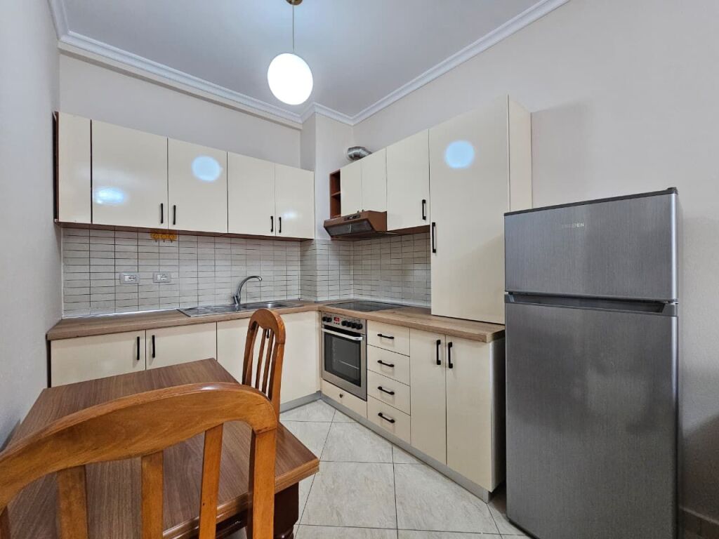 Apartament 1+1 per qira tek Siri Kodra!