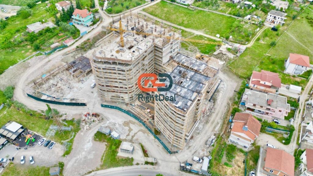 Okazion Kleringu!! Tek Kompleksi Aluna, Shitet Apartament 2+1, Mundesi Ideale Investimi !!