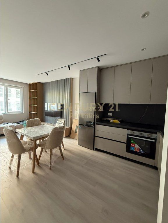 APPARTAMENTO 1+1 & POSTO AUTO IN AFFITTO, UNIVERS CITY