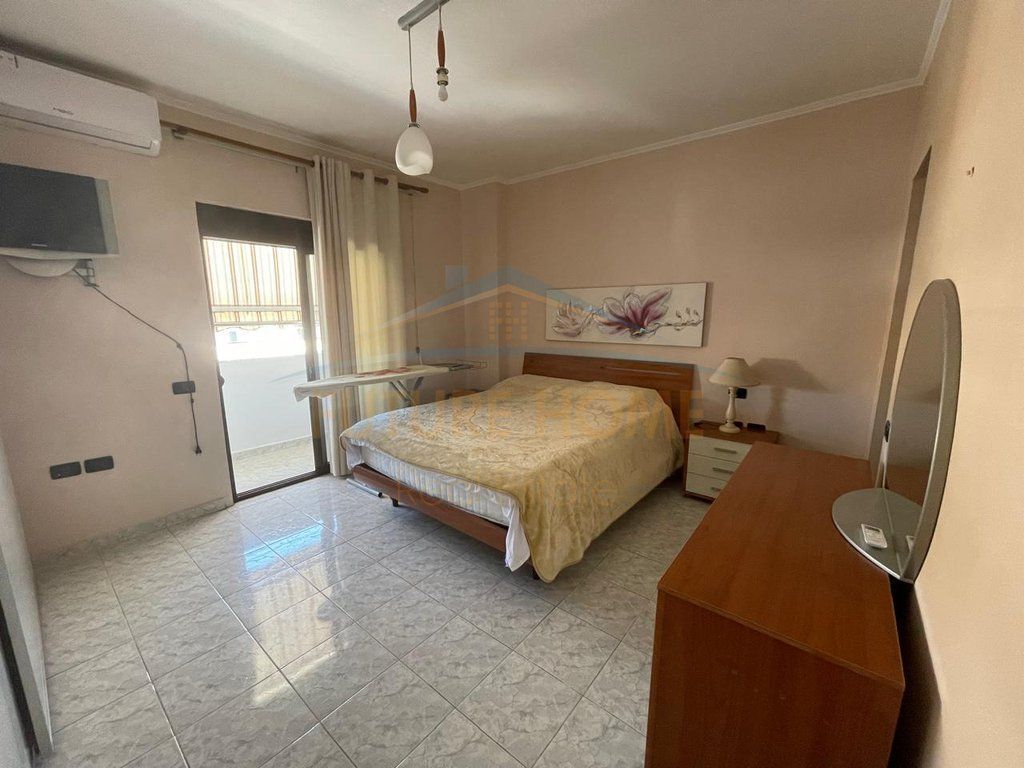 Qera, Apartament 2+1, Lagjia 4, Durres