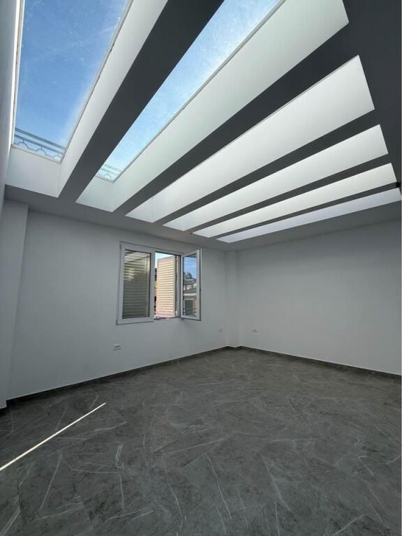 Qera | Vilë 5 + 1+3 | TEG – Tirana East Gate | 3000 €/muaj