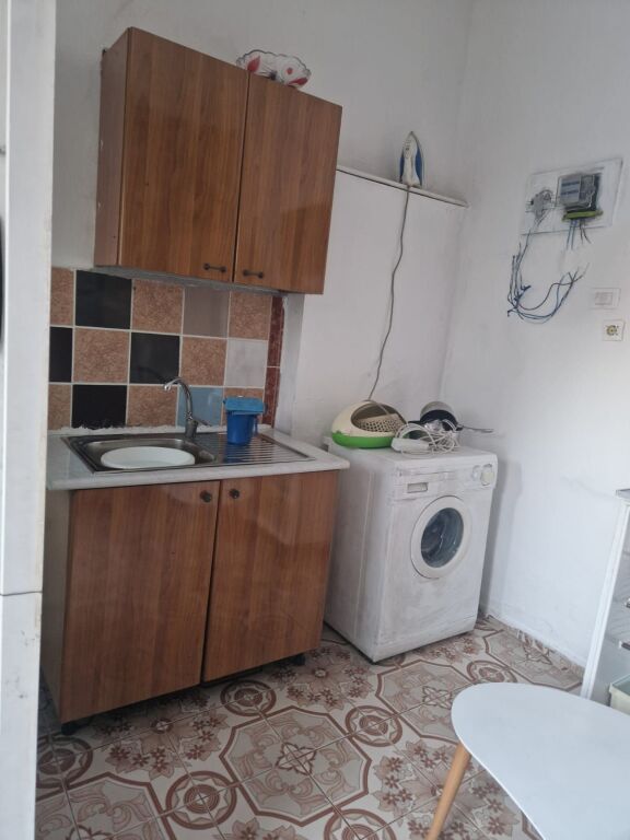 Garsionere 15000 leke.Siri Kodra