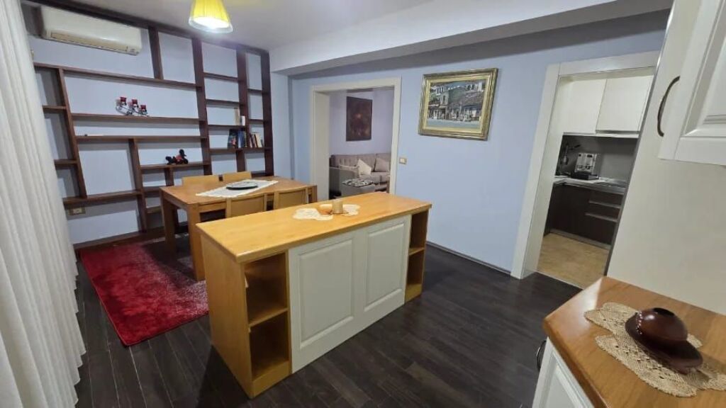 For Rent Apartment 3+1+Annex+Balcony, Near Skenderbeu Square  ID 5276