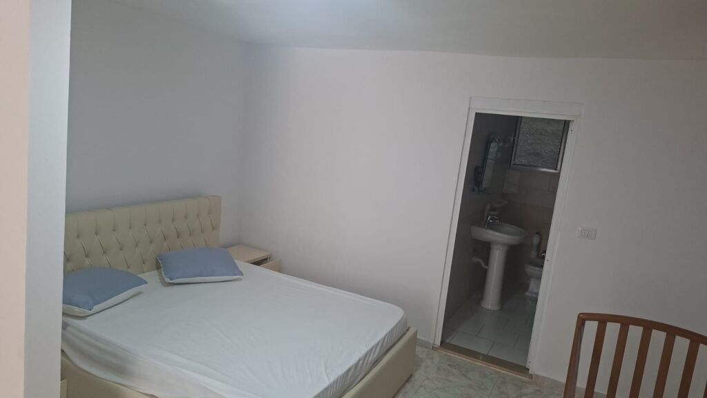 Apartament 1+1 me Qira Afatgjatë – Lungomare, Pas Lokal Taushan