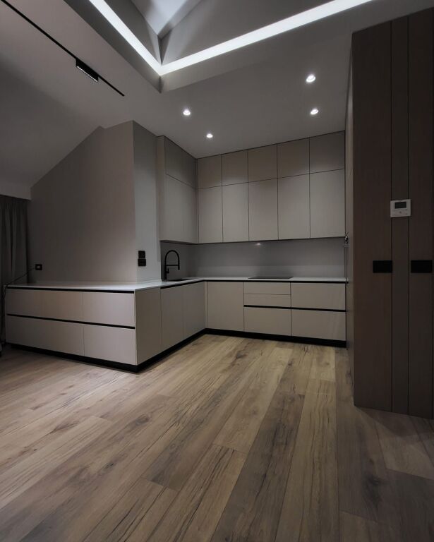 Duplex 3+1+2 +parking space, for rent, Kodra Diellit