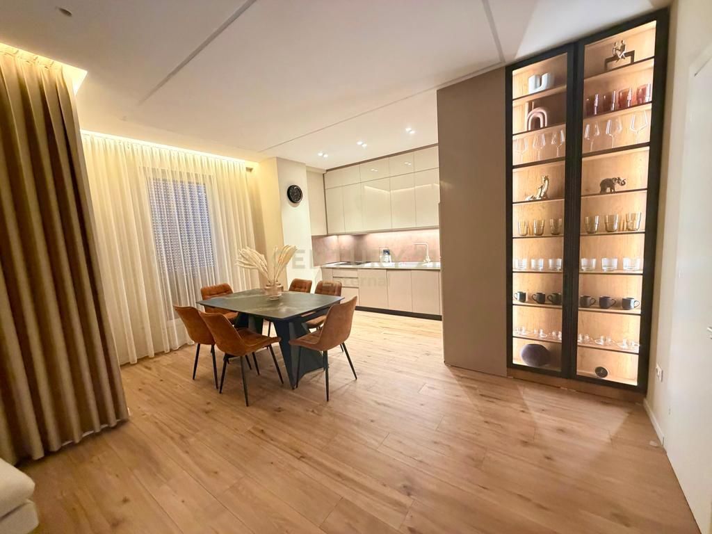 Apartment for Rent at the intersection of Bardhyl street with Qemal Stafa street