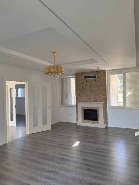 Qera | Vilë 5 + 1+3 | TEG – Tirana East Gate | 3000 €/muaj