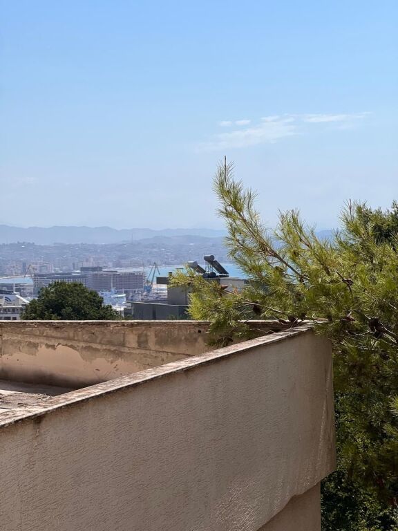 Ofrohet për Shitje Apartament 2+1+2 në Vilën e Zogut!