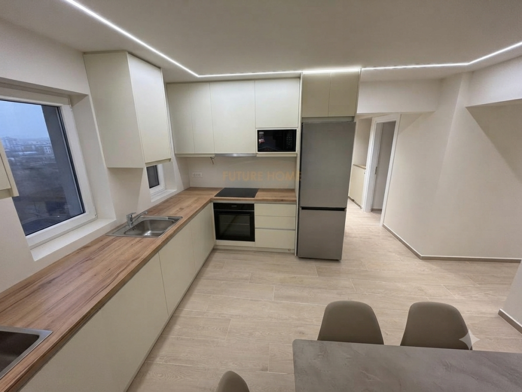 Shitet, Apartamenti 1+1 Rruga Flamurit, Sarande