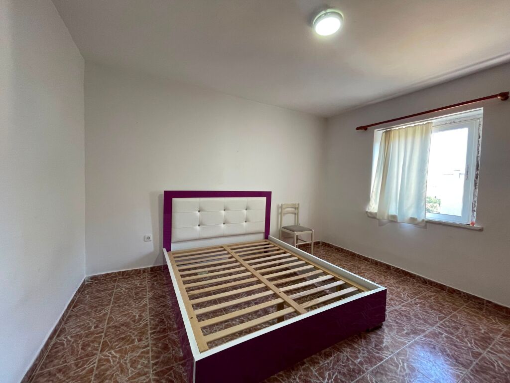 Apartament 1+1 per shitje ne Fier.