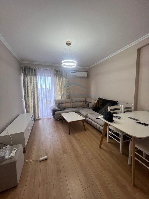 Affitto, Appartamento 2+1, Misto Mame, Tirana