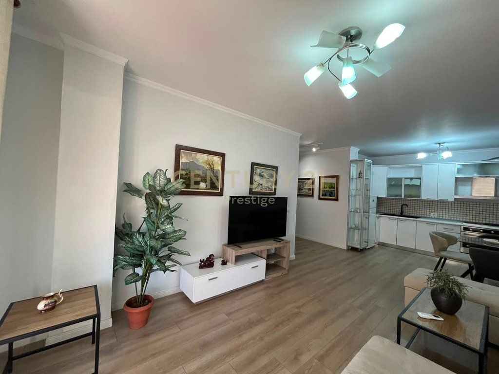 AFFITTASI APPARTAMENTO 1+1 – VIA SALËS, TIRANA!
