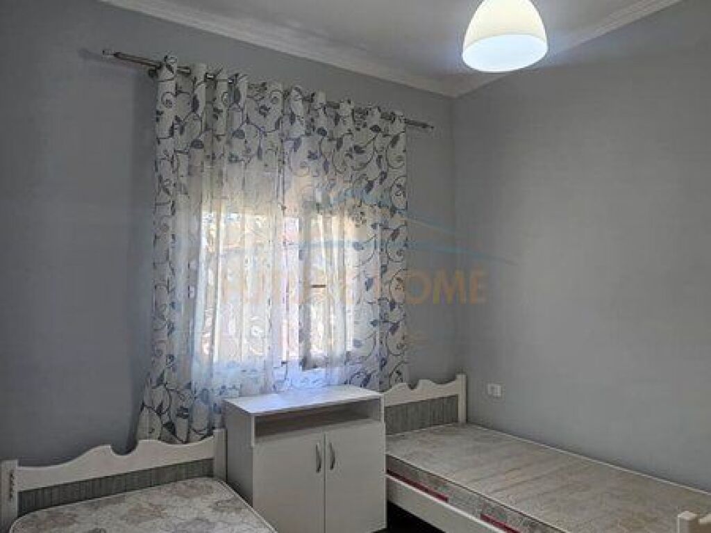Qera, Apartament 2+1 + Post Parkimi, Ish Keneta,Durres