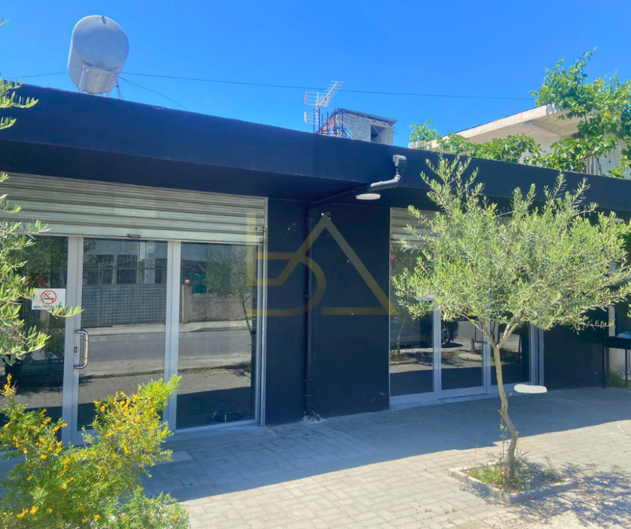 Locale Commerciale + Casa Privata in Vendita – Quartiere 17, Durrës
