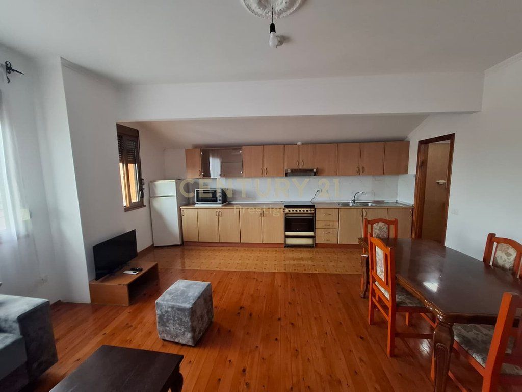 FOR RENT 2+1 APARTMENT IN A VILLA LOCATED AT THE ROUNDABOUT OF SHKOZA!