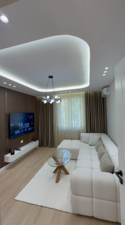 🏡Shitet Apartament 1+1 – Pranë Liqenit të Tiranës*