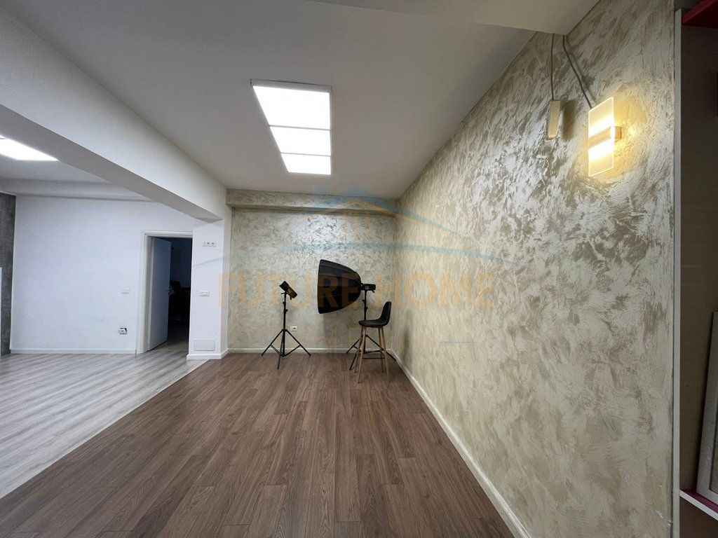 Rent, Business Premises, Neighborhood 17, Durres.