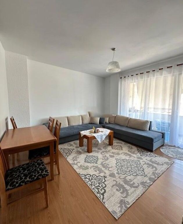 Jepet me qera apartament 2+1 në Astir