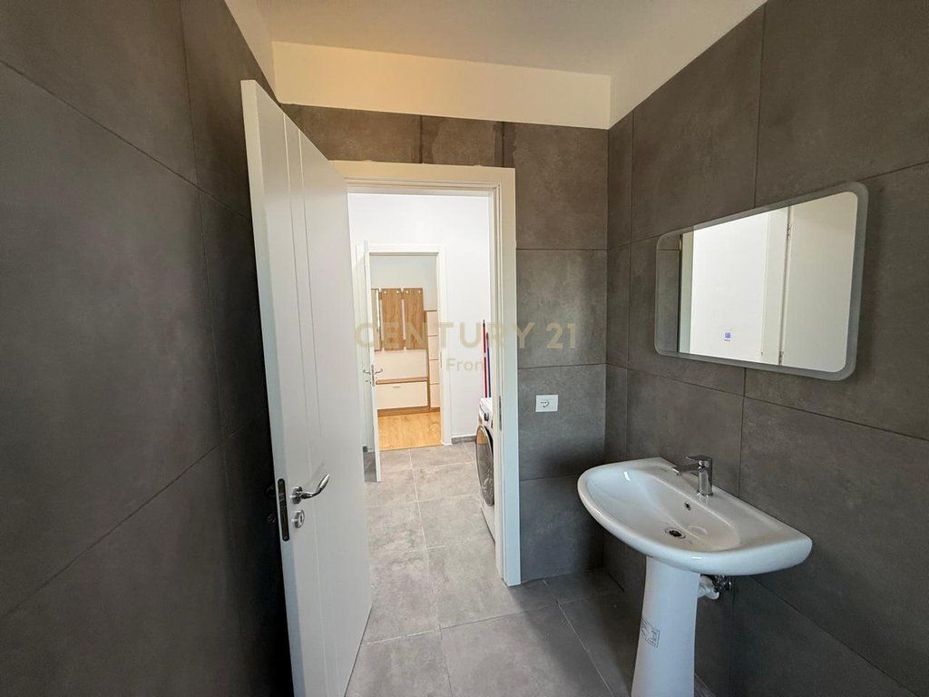 Appartamento 2+2 in Affitto a Kamez Centro, Tirana - 500€