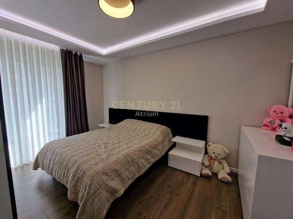 APARTAMENT 3+1 PËR QIRA TEK TURDIU, ISH FUSHA E AVIACIONIT Atrium145844