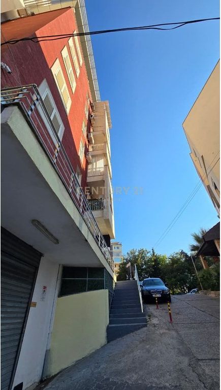 Shitet Apartament 2+1+2 – Vila e Zogut