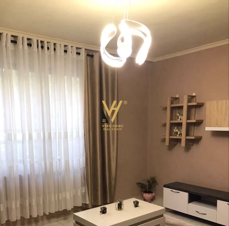 JEPET APARTAMENT 2+1+BLK ME QIRA TE RR.FERIT XHAJKO 650 EURO