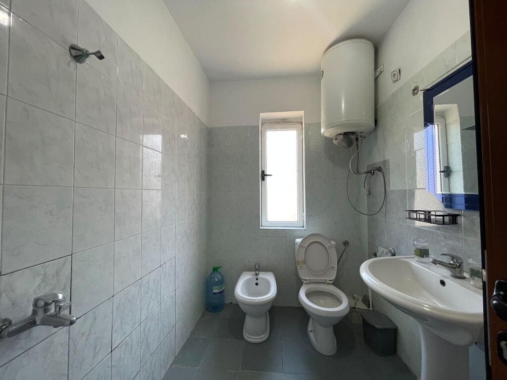 Apartament 1+1 per shitje ne Fier.