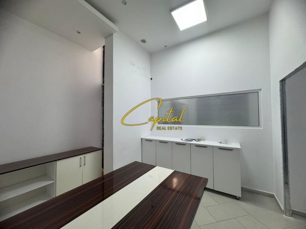 SHITET AMBIENT BIZNESI 5 M2 ASTIR 169.000 EURO