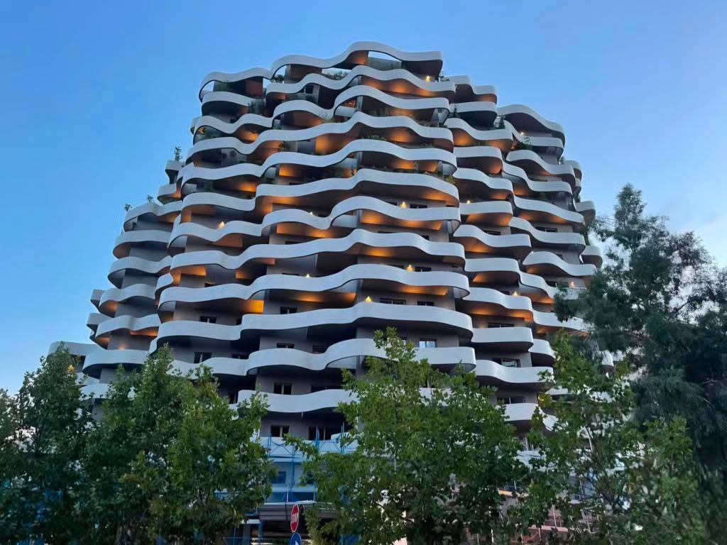 OFFICE FOR SALE – LION PARK 📍