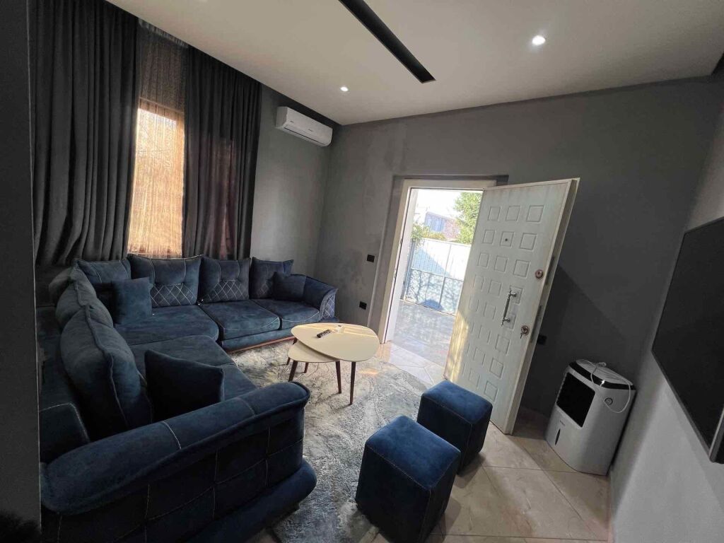 Affitto | Shtëpi private 2 + 1 | Mbrapa Spitalit Hygea | 430 €/mese