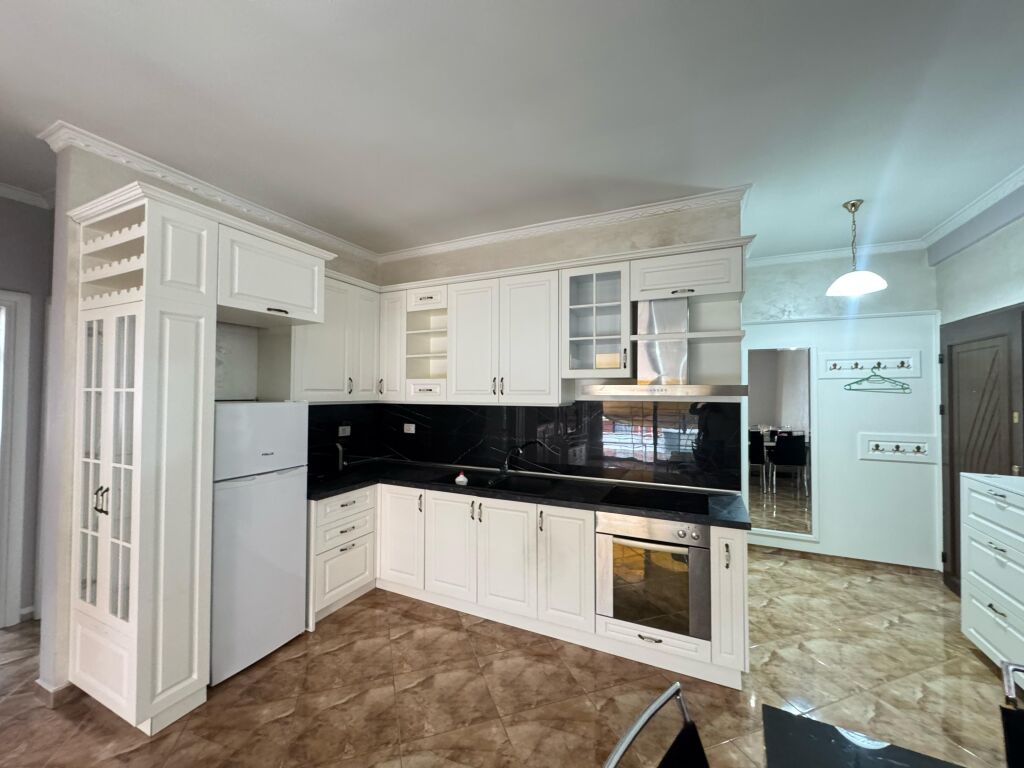 🏡 Apartment for Rent – 2+1+2, At Astiri (near Bar Bohemi) 📍 Location: Astiri, near Bar Bohemi💰 Price: 600€/month