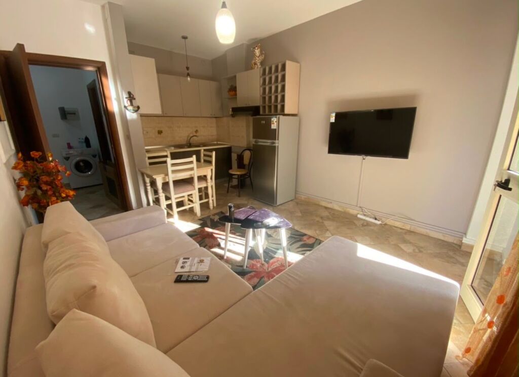 1+1, te krista center komuna 550 mije leke