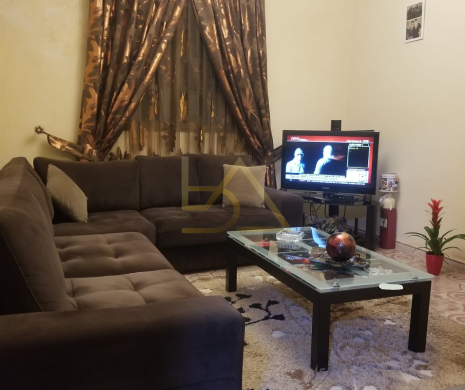 Locale Commerciale + Casa Privata in Vendita – Quartiere 17, Durrës