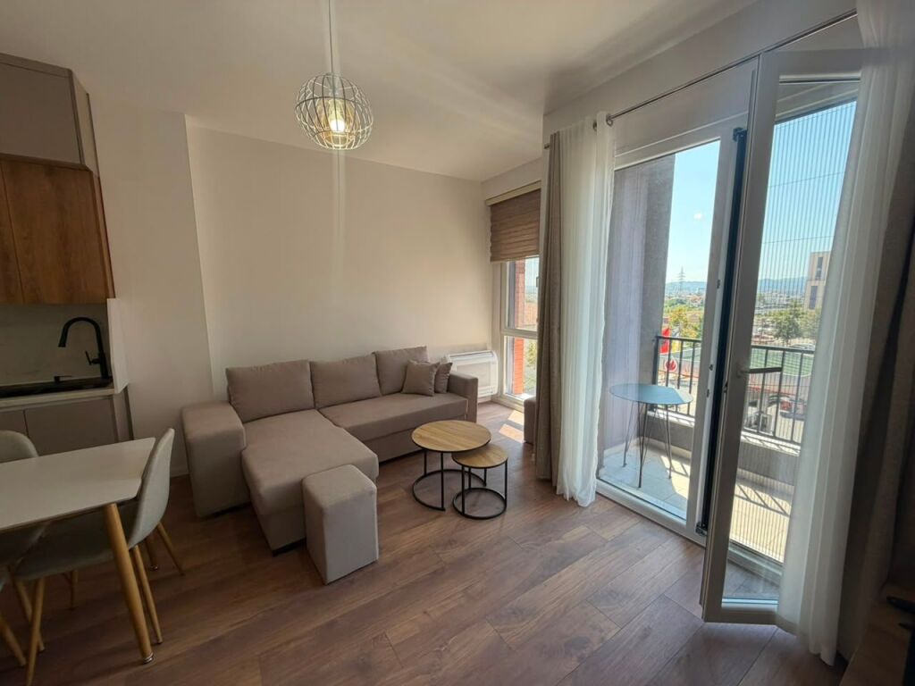 🏡 Appartamento 1+1 con parcheggio in affitto 📍 Paskuqan 💰 45.000 lek/mese