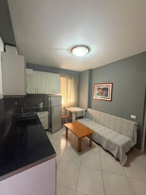 Affitto | Apartament 1 + 1 | Rruga Fortuzi | 450 €/mese