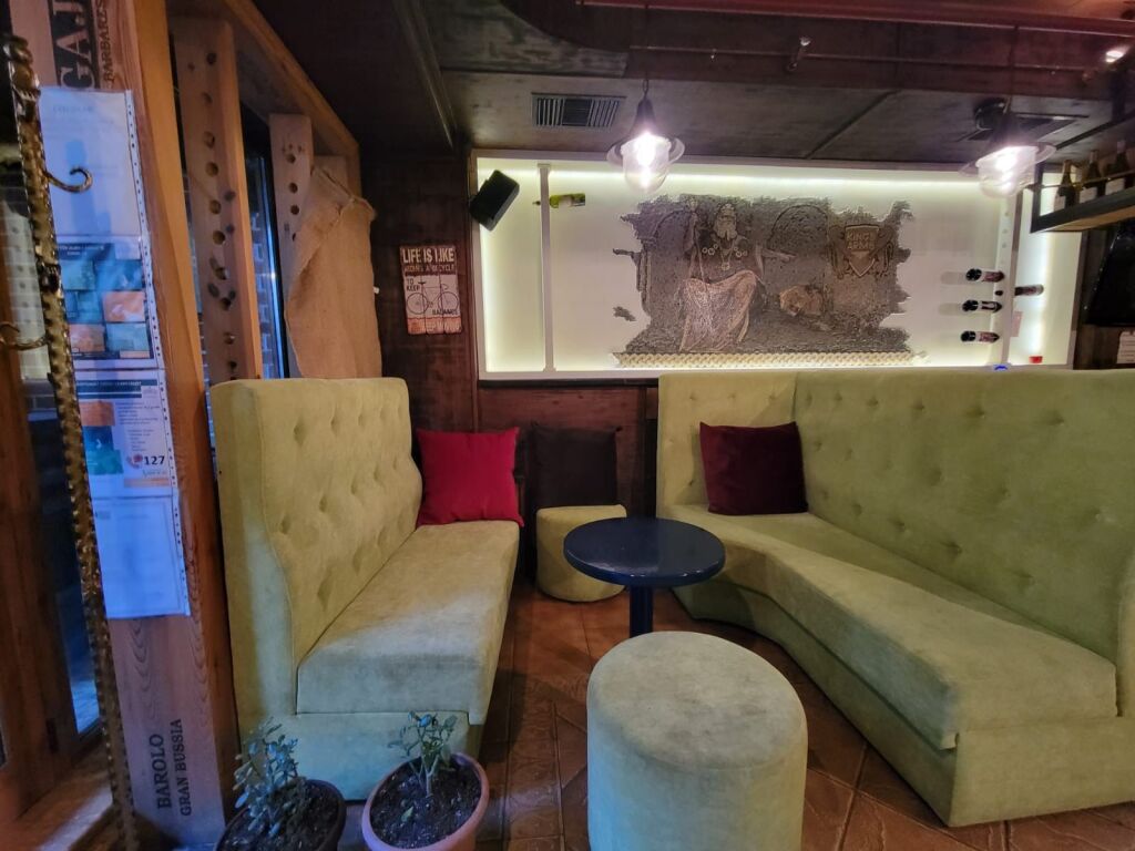 Lokal per shitje, Sheshi Willson