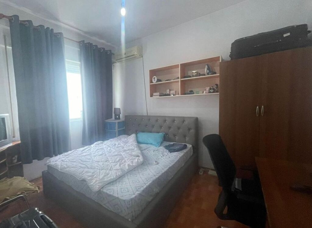 Kristal Center vicino al comune affitta appartamento 1+1