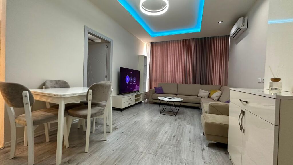 Apartament 1+1 per qira tek gjimnazi Partizani