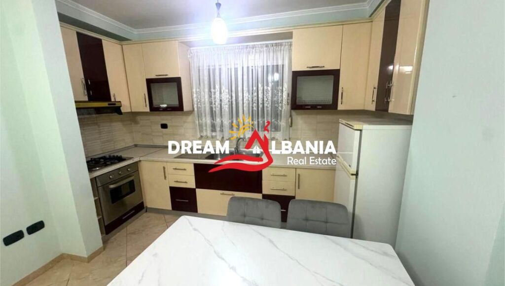 Apartament 2+1 me qera ne Ali Dem prane maternitetit te ri , Tirane  (ID 42215006)
