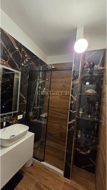 Shitet Apartament 2+1+2 – Vila e Zogut
