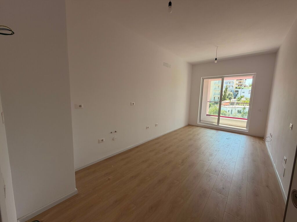 STUDIO APARTMENT WITH BALCONY FOR SALE – KADIU RESIDENCE, ALI DEM