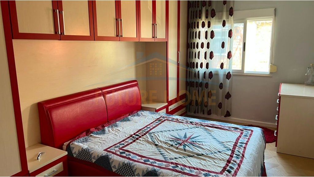Apartament 2+1, Rruga Ferit Xhajko, Tiranë.