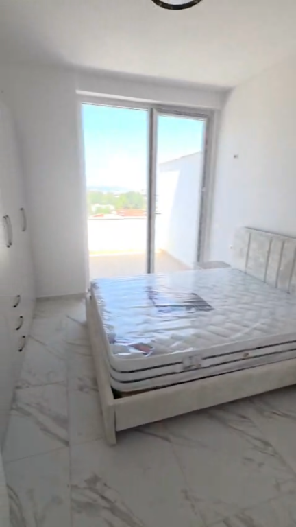 Appartamento 1+1 in fase di arredamento 400 mila lek alla villa L2