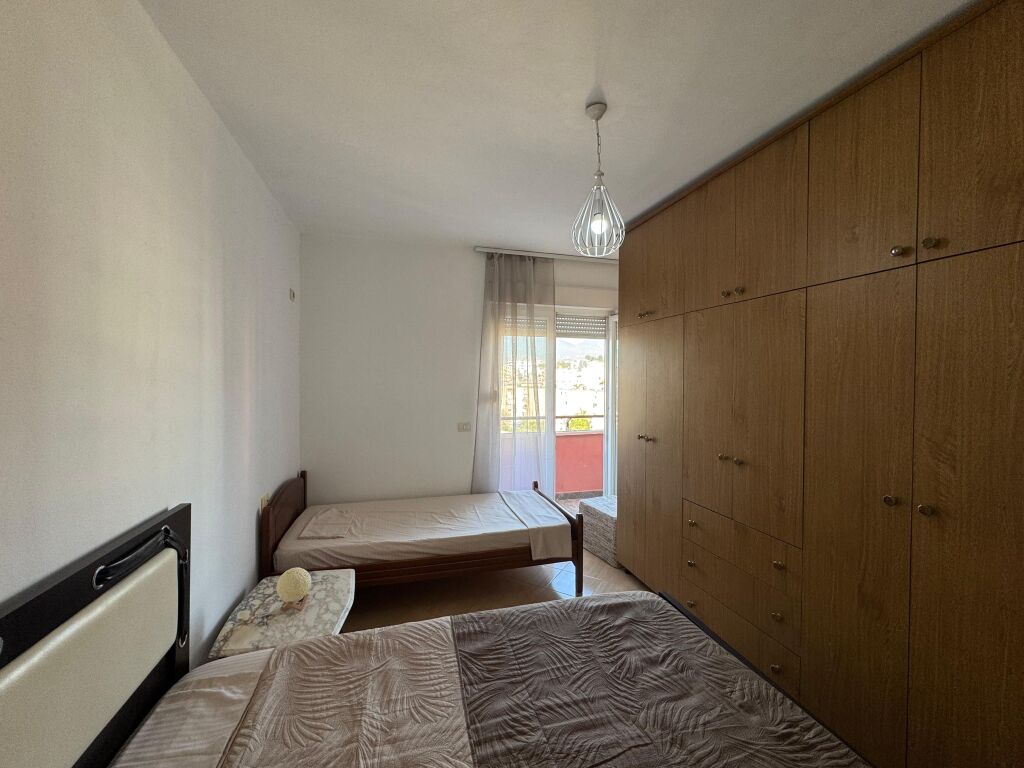 Apartment for rent 2+1+2+separate kitchen near the American Embassy, Elbasan Street.