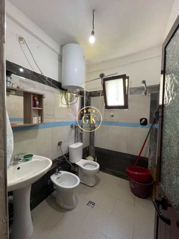 🏡 SHITET SHTËPI PRIVATE 3+1 – PRANË GJYKATËS, LAGJJA NR. 2, DURRËS