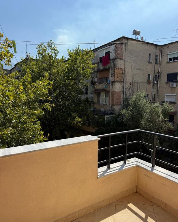 Affitto | Apartament 2 + 1 | Brryli | 500 €/mese