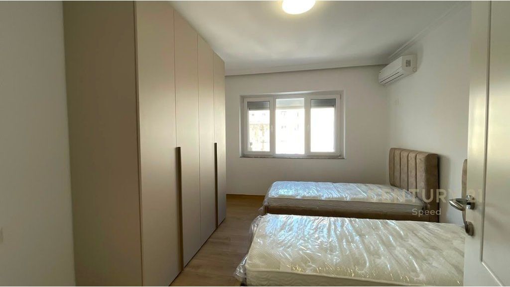 Appartamento 2+1+2 In Affitto Al 9° Piano
