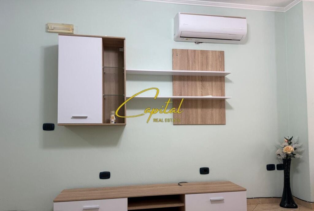 APARTAMENT ME QIRA 2+1 MATERNITETI I RI 50.000 LEKE