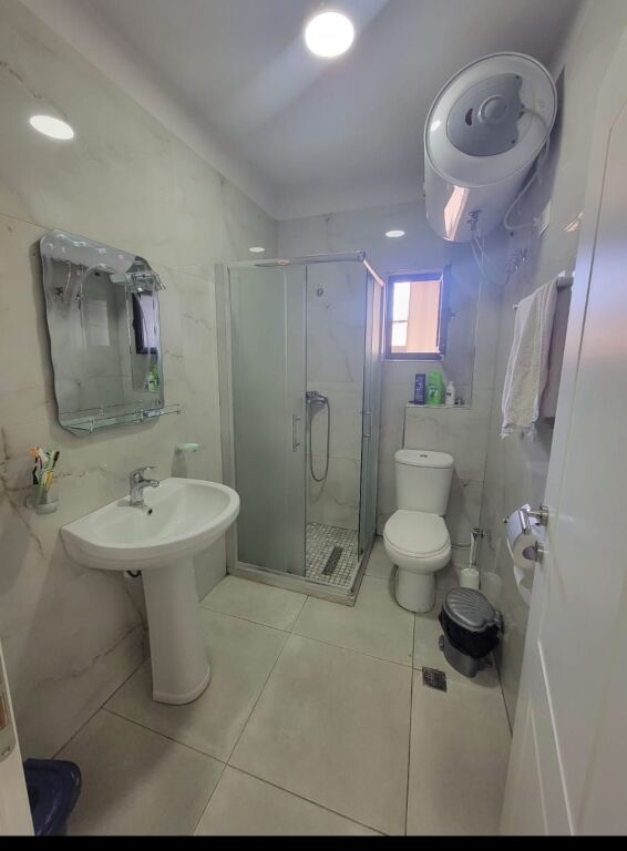 Jepet me qera apartament 1+1 – Rr. “Gaqo Tashko”, pas Spitalit Amerikan 2
