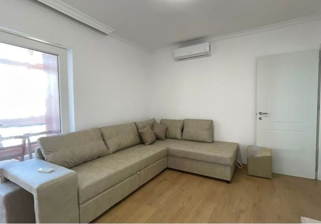 Apartament 2+1+2 Per Qira Tek 9 Kateshet